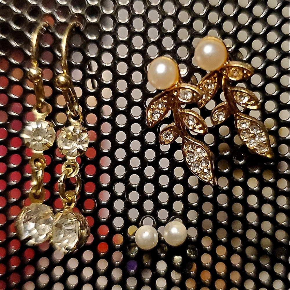 Set of 3 gold pearl and diamond earrings